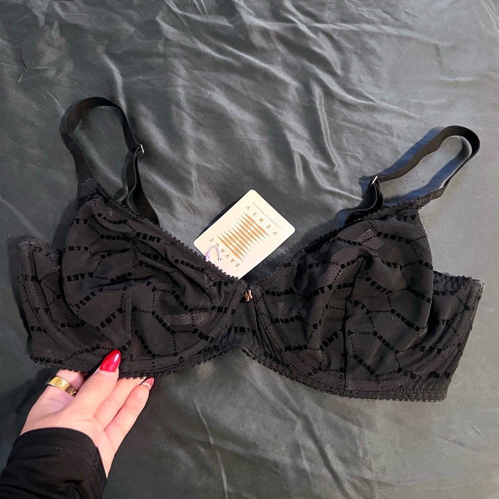 NWT’s Savage x Fenty mesh bra